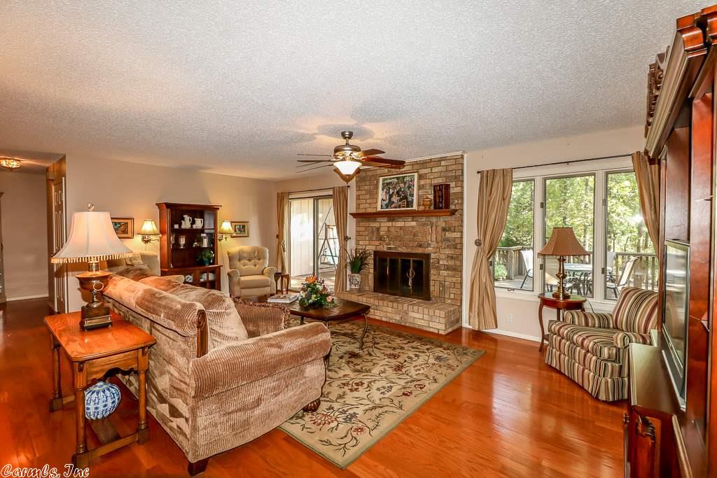 6 Ballesteros Circle, Hot Springs Village, AR 71909