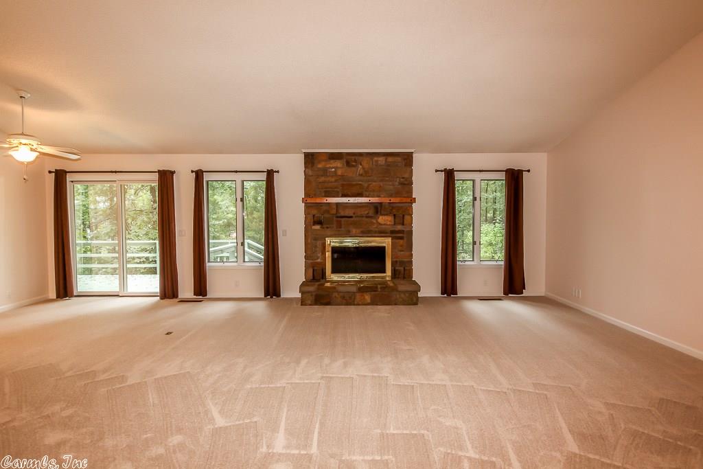 38 Promesa Lane, Hot Springs Village, AR 71909