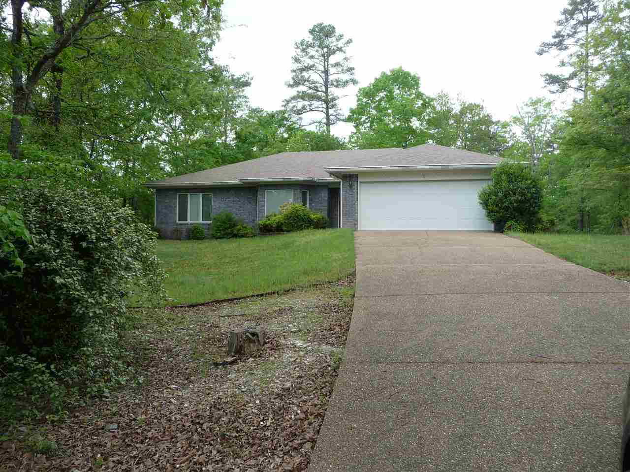 11 Granada Way, Hot Springs Village, AR 71909