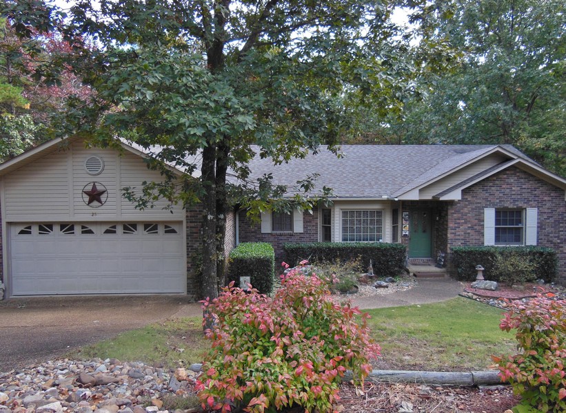 25 Lorca Way, Hot Springs Village, AR 71909