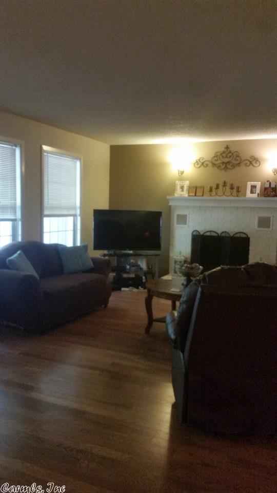 13 Colgadura Way, Hot Springs Village, AR 71909
