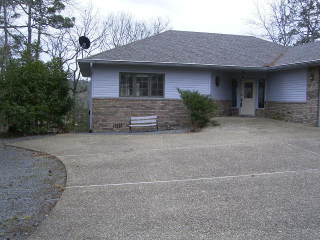 23 Talana Cr, Hot Springs Village, AR 71909