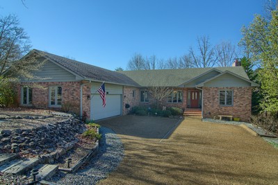 69 Alicante Way, Hot Springs Village, AR 71909