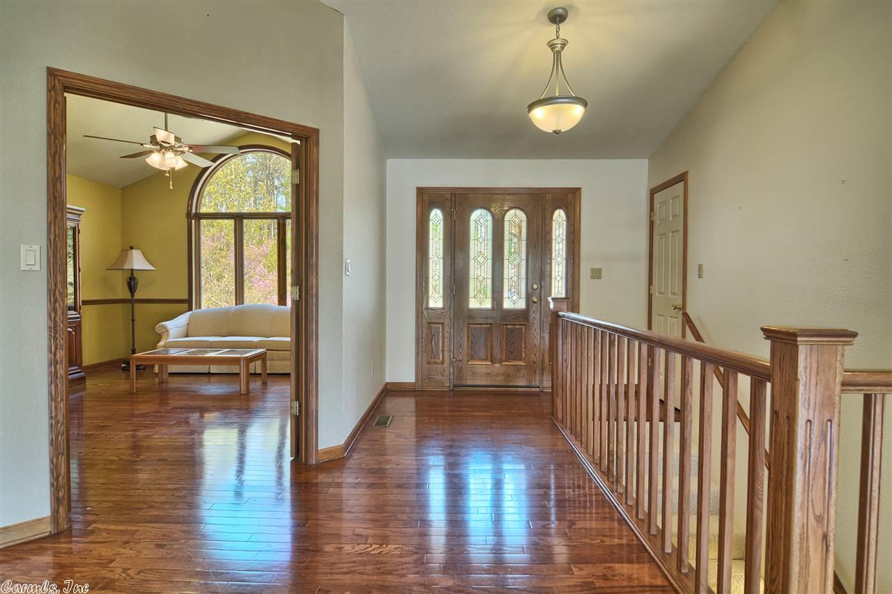 28 Sacedon Way, Hot Springs Village, AR 71909