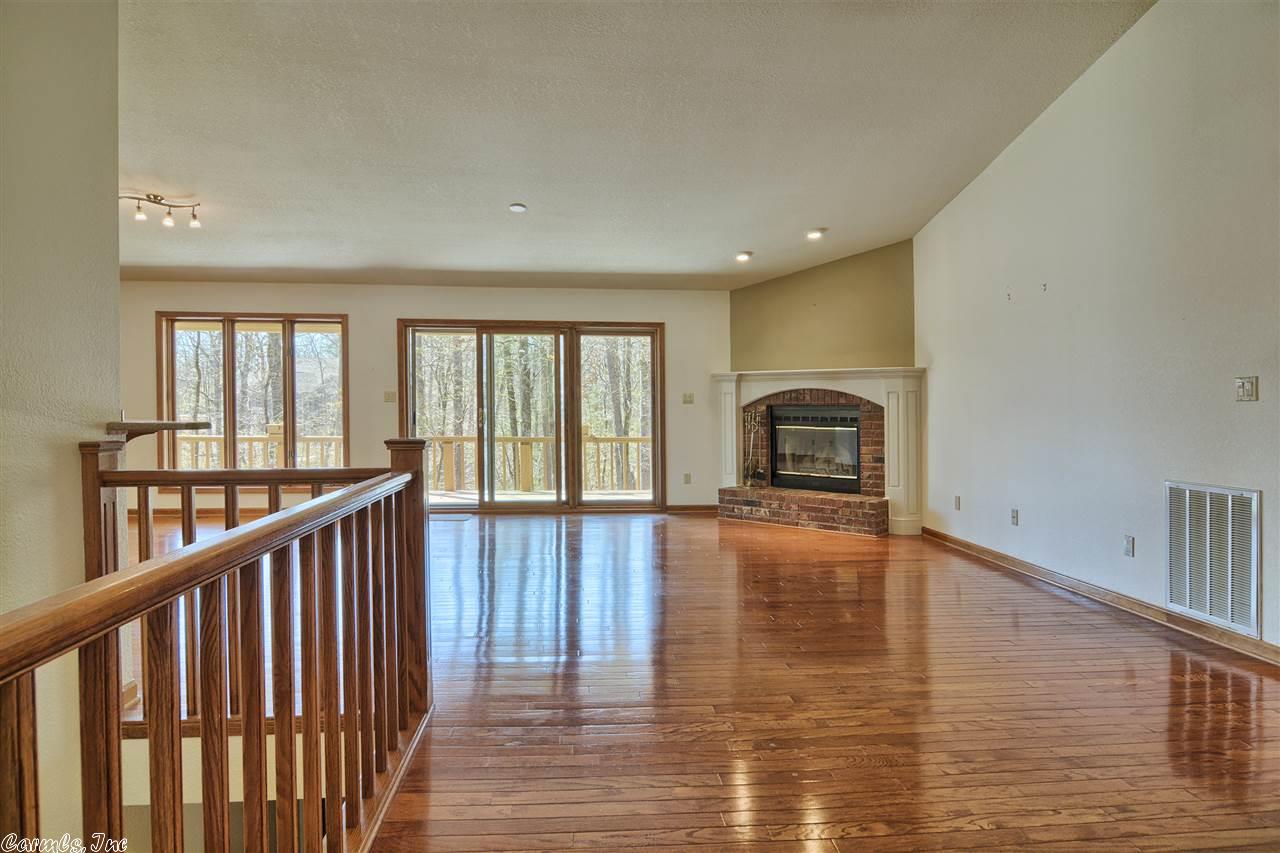 28 Sacedon Way, Hot Springs Village, AR 71909