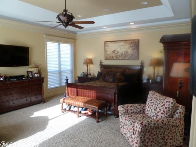 39 Linares Lane, Hot Springs Village, AR 71909
