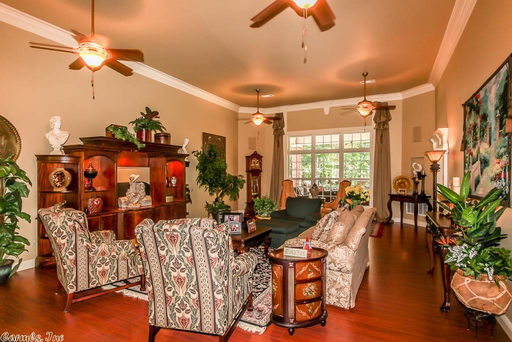 24 Jabali Way, Hot Springs Village, AR 71909