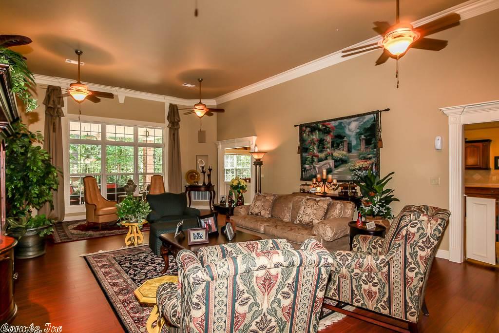 24 Jabali Way, Hot Springs Village, AR 71909