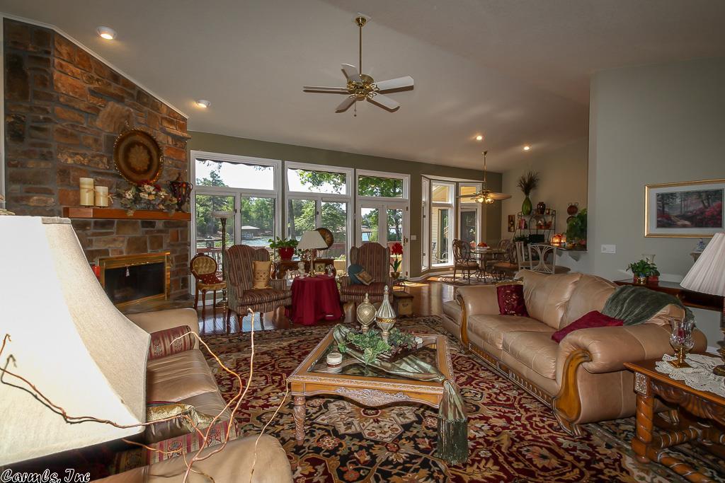 45 Resplandor Way, Hot Springs Village, AR 71909
