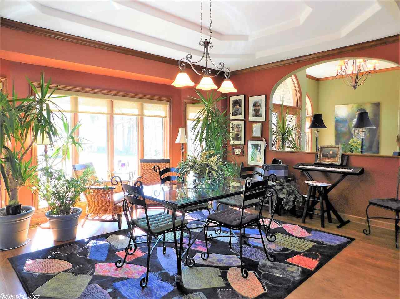 10 Resplandor Place, Hot Springs Village, AR 71909