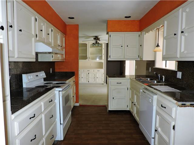 21 Madrid LnHot Springs Village, AR, 71909Garland County
