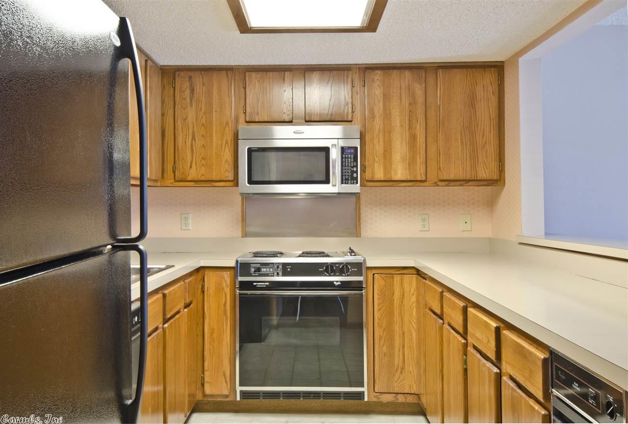142 Lake Hamilton Drive, Hot Springs, AR 71913