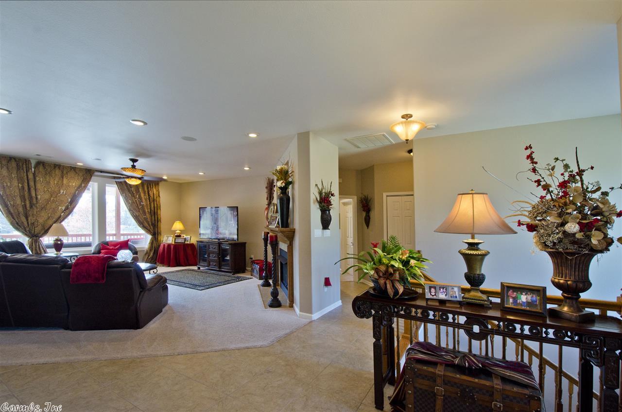 183 Rhema Point, Hot Springs, AR 71913