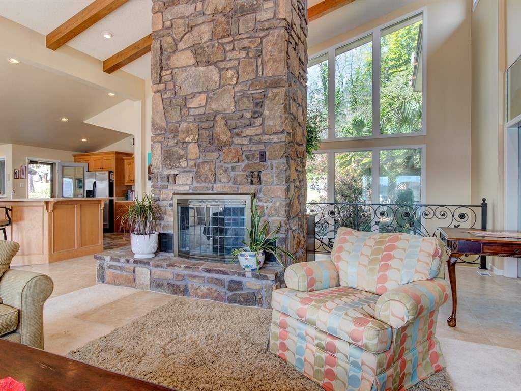 136 HAMILTON PLACE, Hot Springs, AR 71913