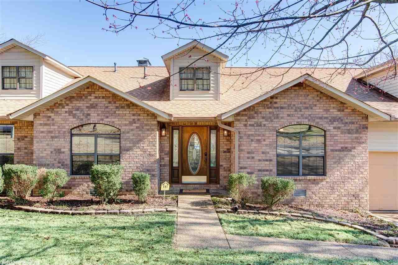 132 Hamilton Place, Hot Springs, AR 71913