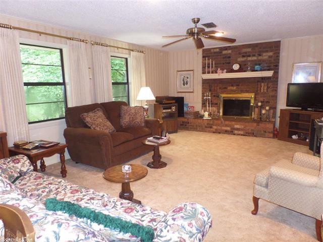 1 Canterbury Lane, Arkadelphia, AR 71923