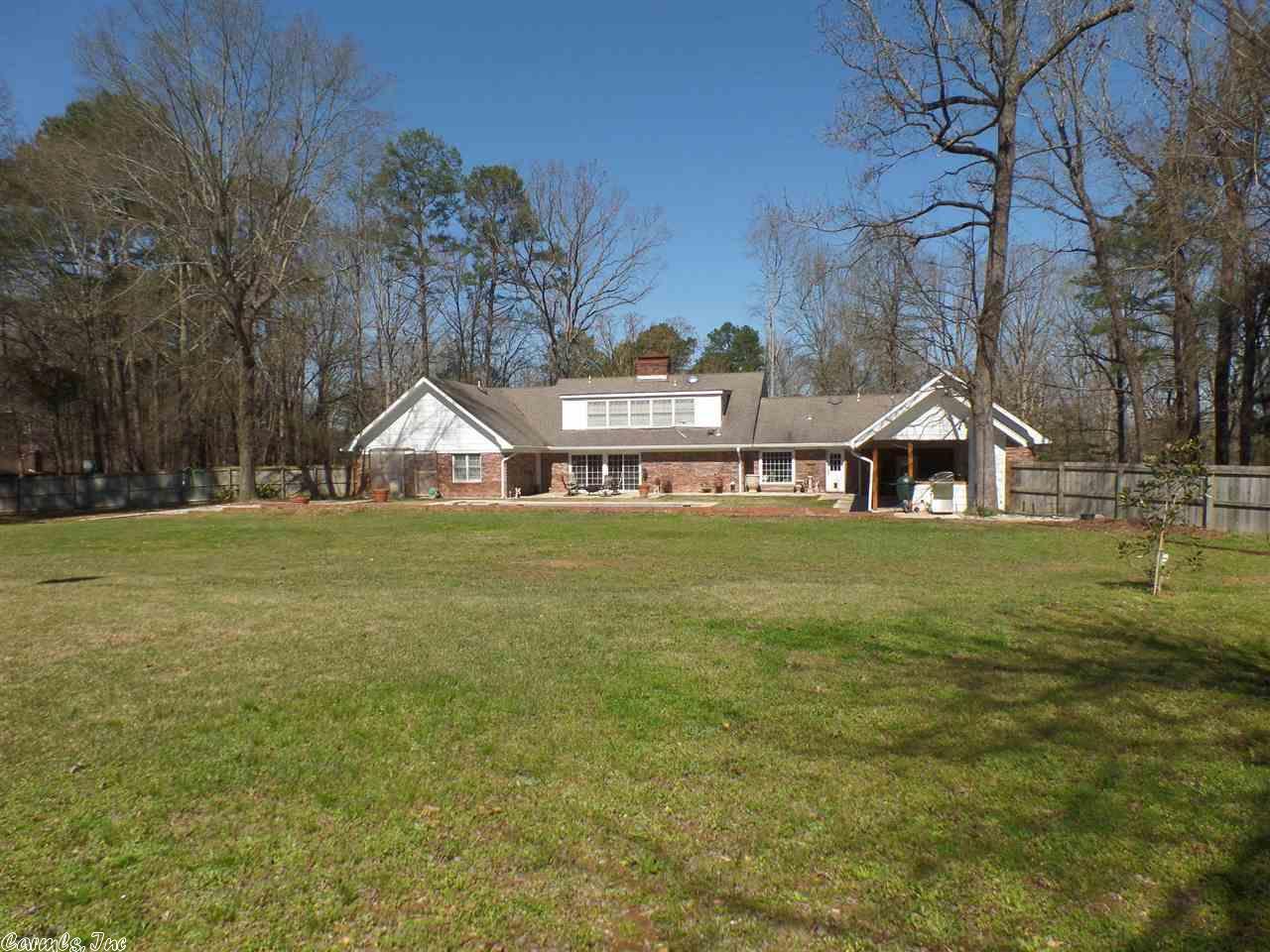 5 Montclair Circle, Arkadelphia, AR 71923