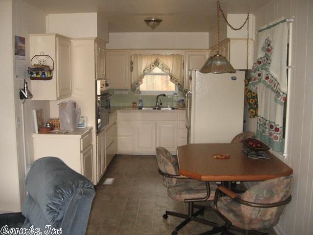 223 Polk 64, Mena, AR 71953