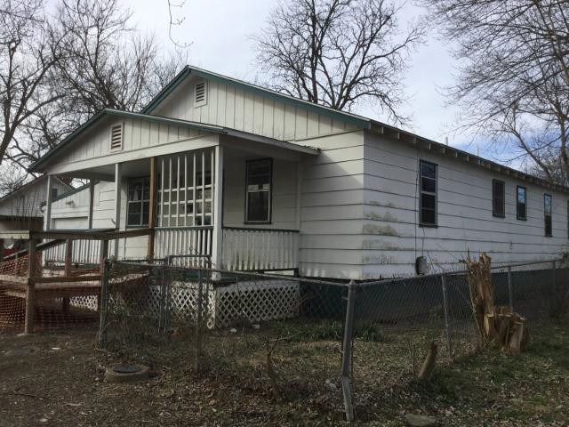 1121 Reeves AveMena, AR, 71953Polk County