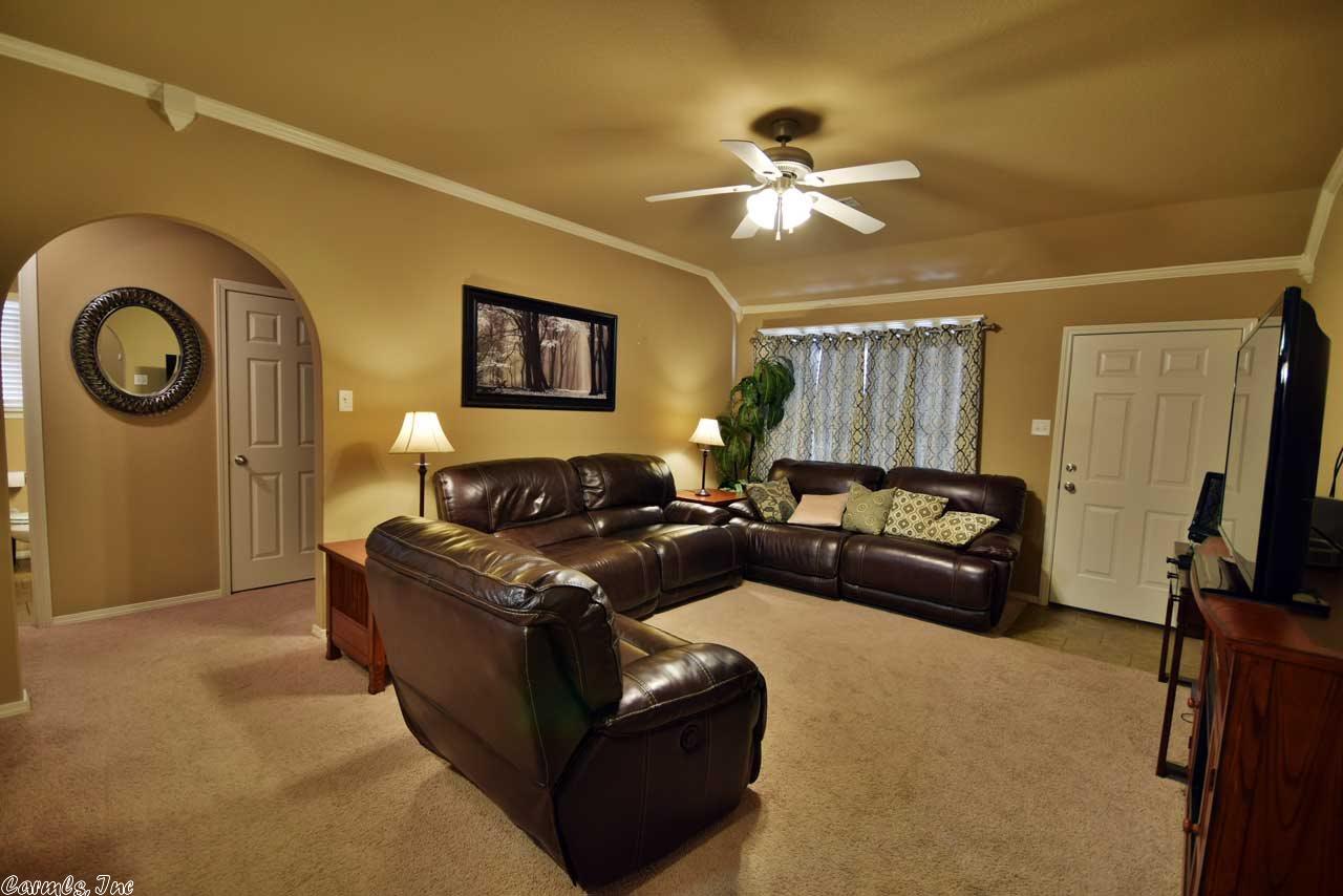4 Nickel Cove, Alexander, AR 72002