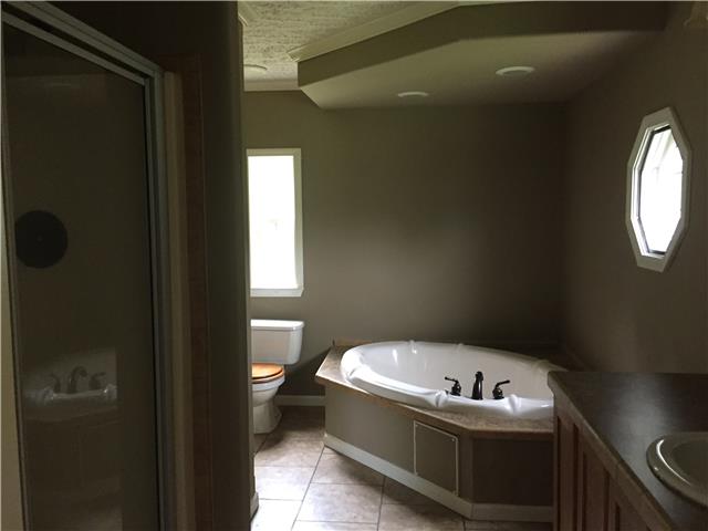 12325 Skyview DrBauxite, AR, 72011Saline County