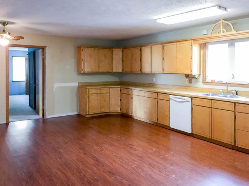 608 E Dewitt Henry, Beebe, AR 72012