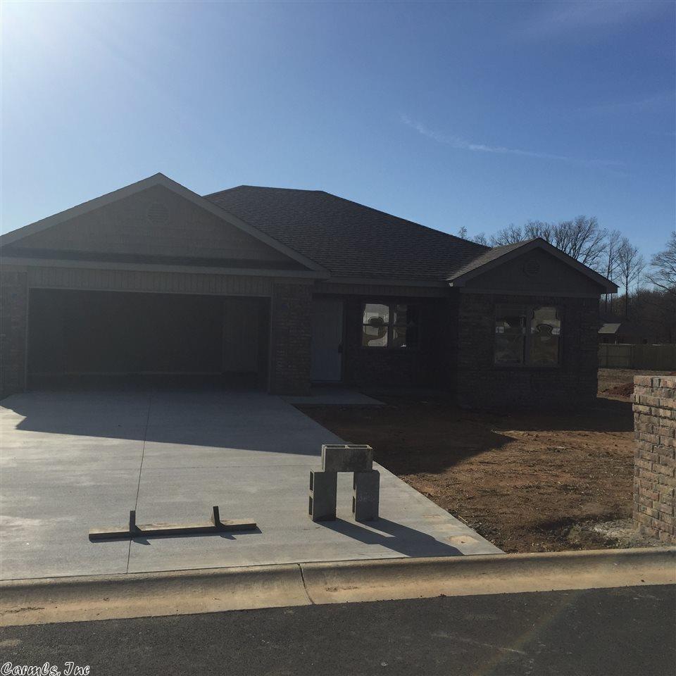 105 Garden Ln, Beebe, AR 72012