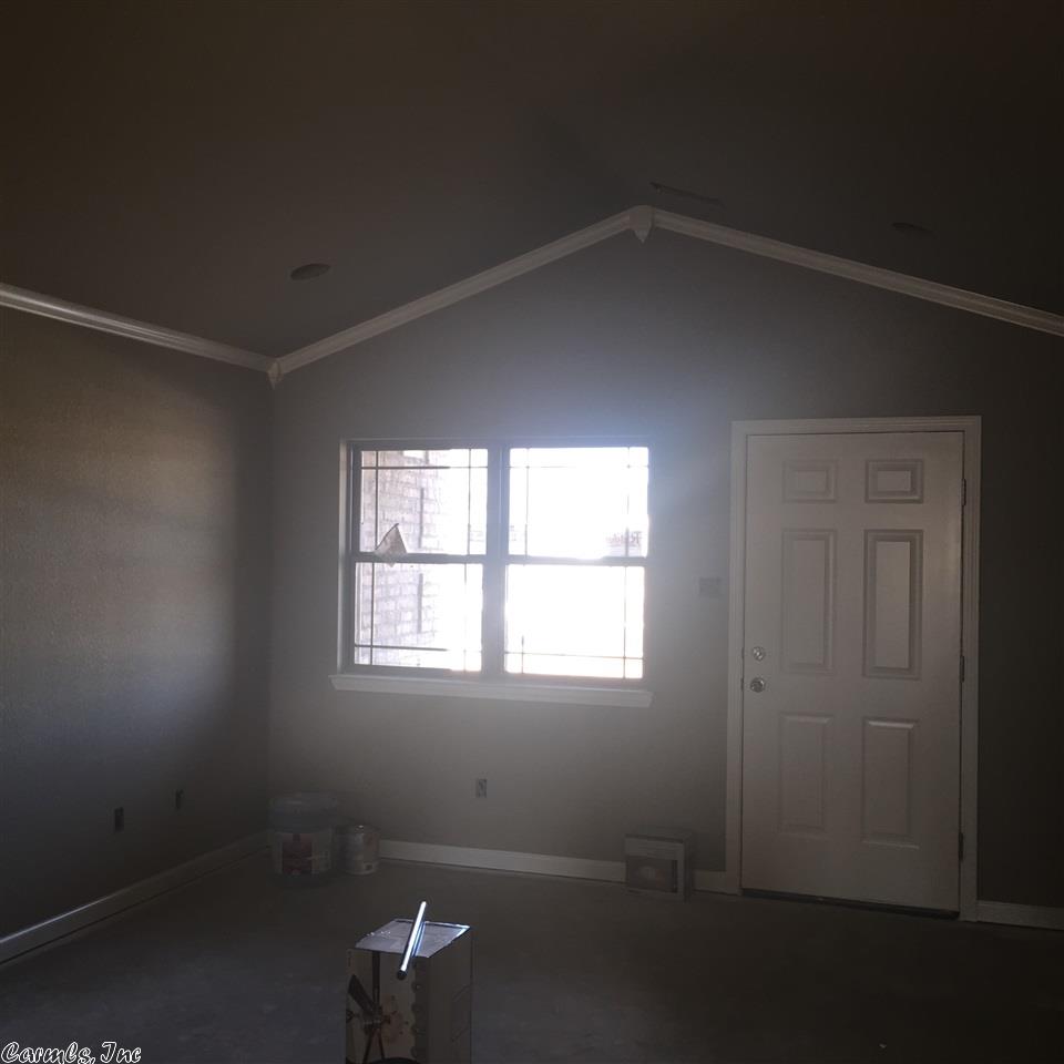 105 Garden Ln, Beebe, AR 72012