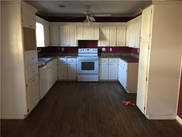 1702 Kamak DrBeebe, AR, 72012White County
