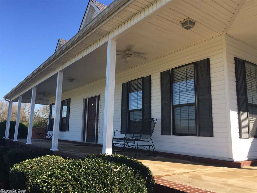 113 Lynnwood Acres Rd, Beebe, AR 72012