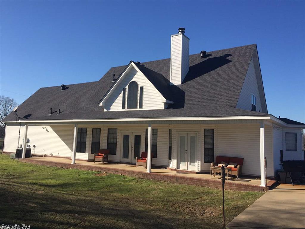 113 Lynnwood Acres Rd, Beebe, AR 72012