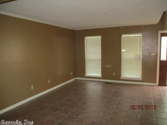 900 Weatherford Drive, Benton, AR 72015