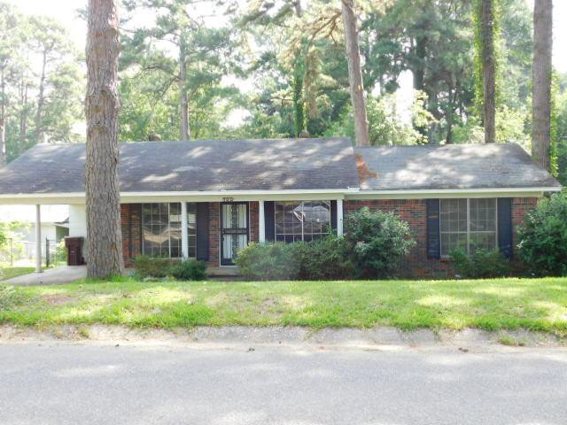 701 Newcomb DrBenton, AR, 72015Saline County