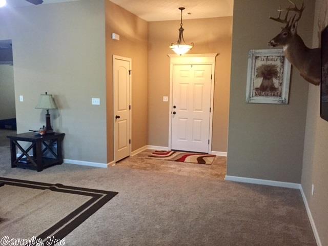 1132 Meadows Dr, Benton, AR 72019