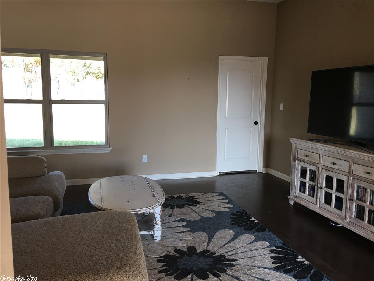 3032 Daffodil Cove, Benton, AR 72019