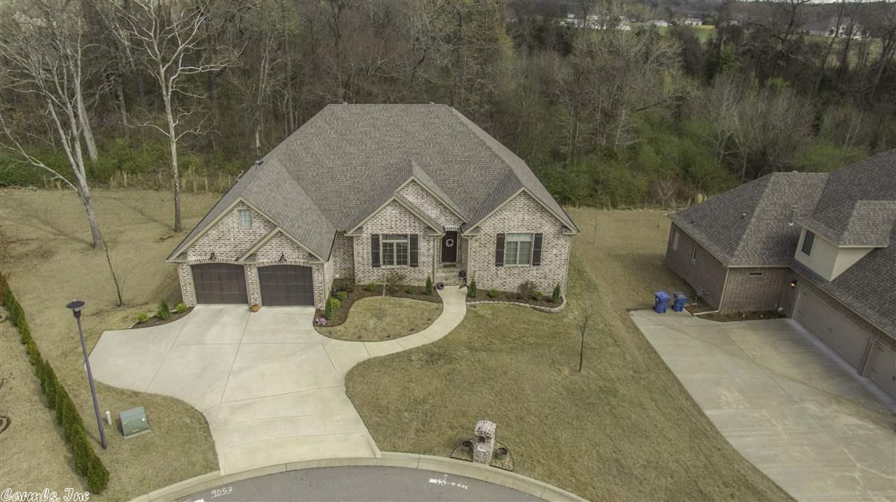 9053 NAPLES Cove, Benton, AR 72019