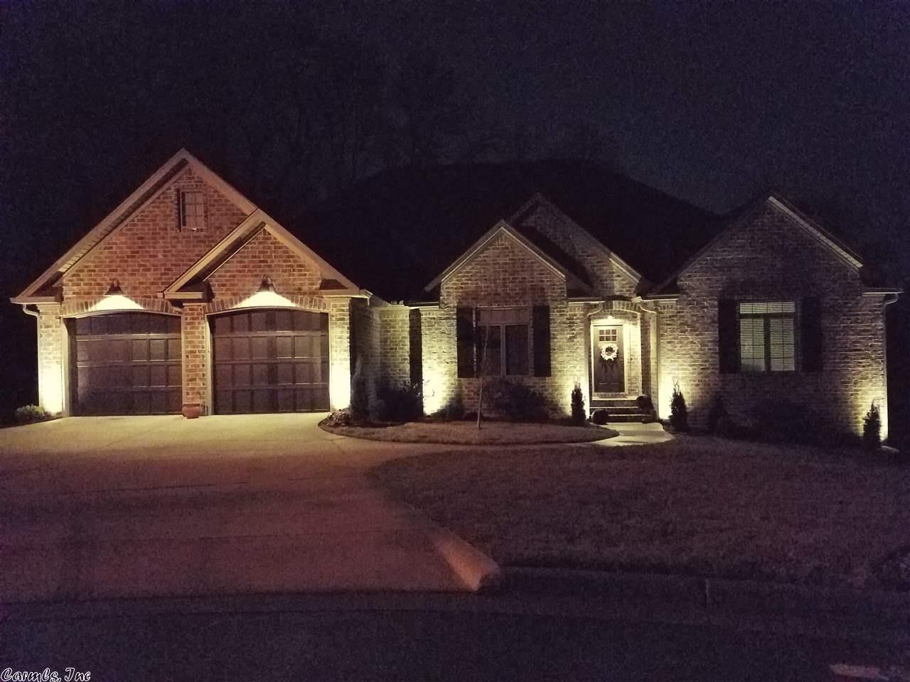 9053 NAPLES Cove, Benton, AR 72019