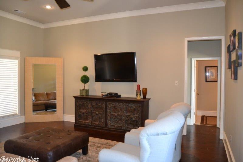 9016 Naples Cv, Benton, AR 72019