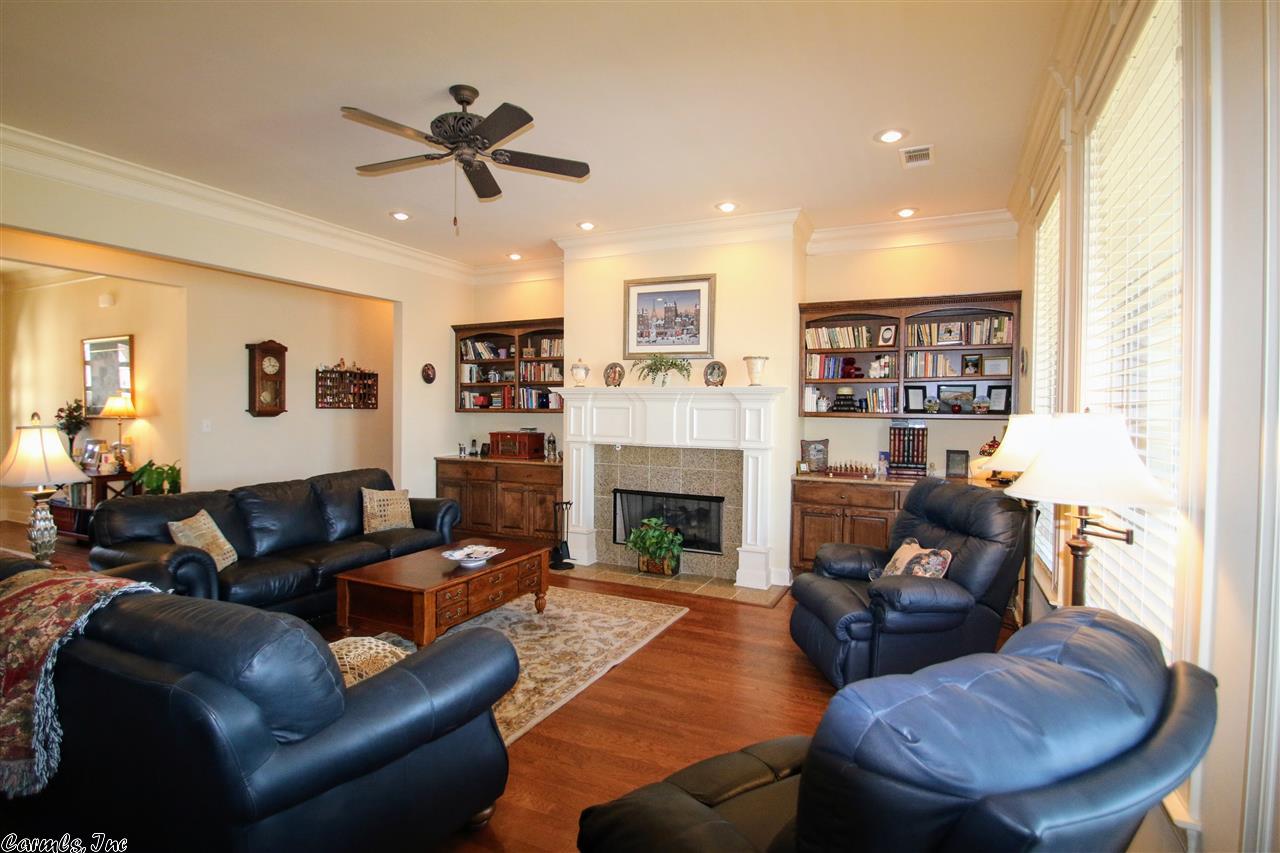 7011 Worth Avenue, Benton, AR 72019