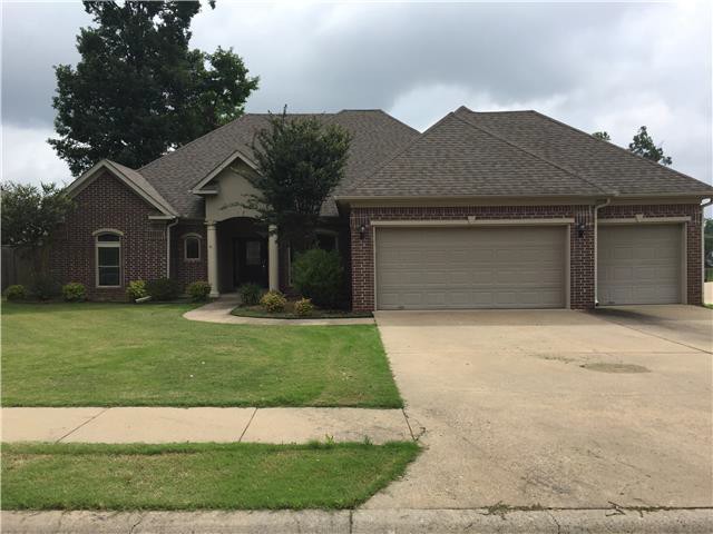 5008 Congressional DrBenton, AR, 72019Saline County