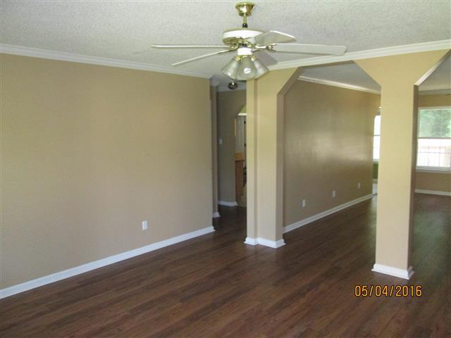 1007 Stamford DrBenton, AR, 72019Saline County