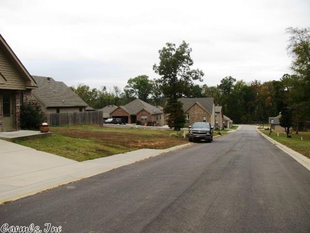 3380 Garden Club Dr, Bryant, AR 72022