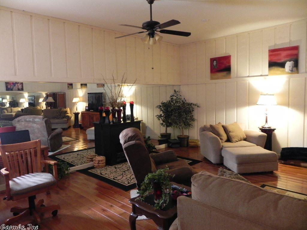 16 Oak Meadows Drive, Cabot, AR 72023
