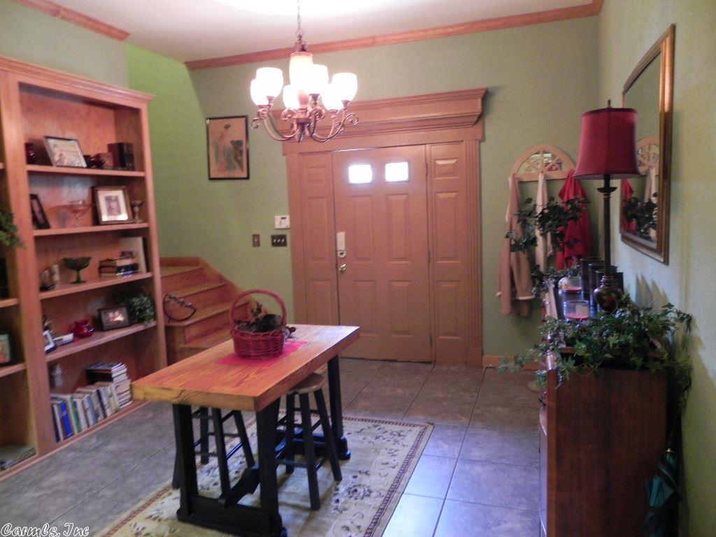 16 Oak Meadows Drive, Cabot, AR 72023