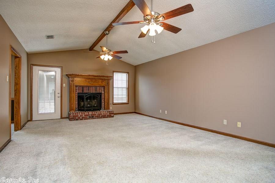 12 Red Oak, Cabot, AR 72023