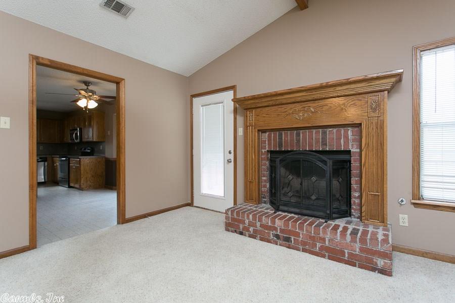 12 Red Oak, Cabot, AR 72023