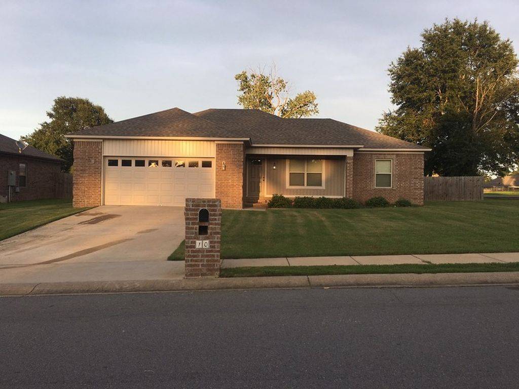 10 JaguarDr, Cabot, AR 72023