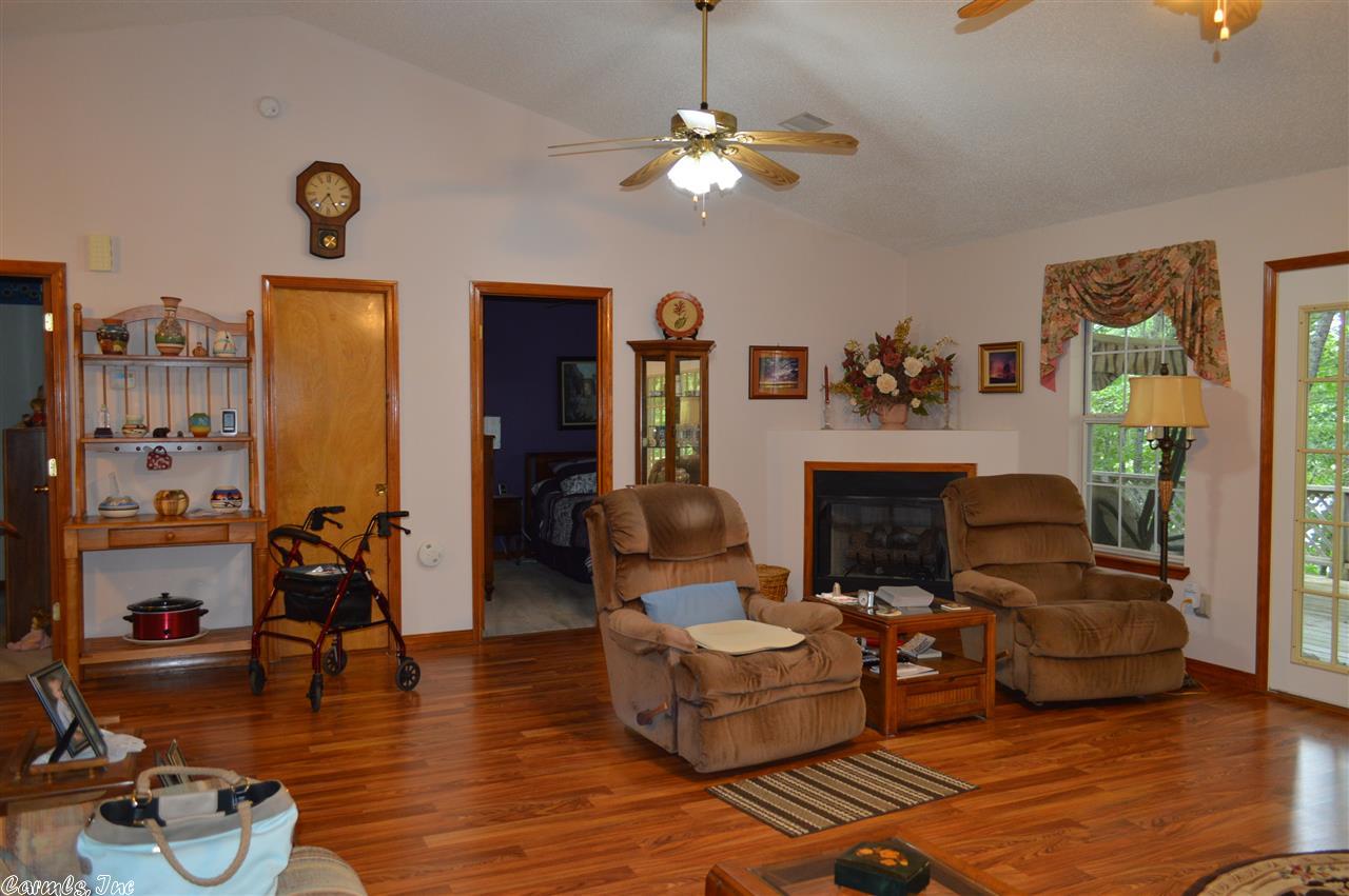 301 River Bend Lane, Clinton, AR 72031