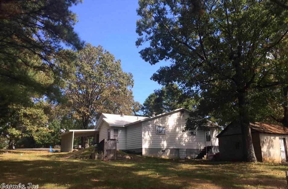 1600 Highway 16 East, Clinton, AR 72031