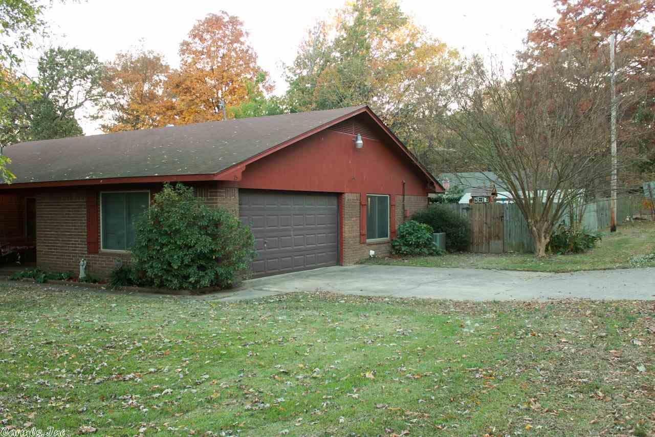 15 Susan Lane, Conway, AR 72032